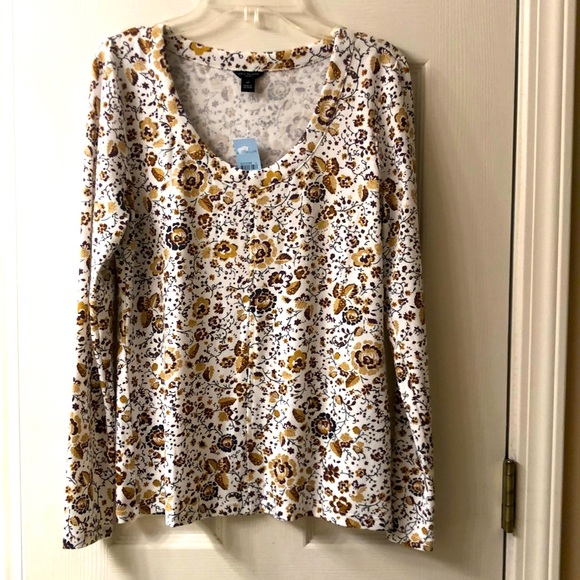 Ann Taylor petite floral tee - Picture 2 of 4